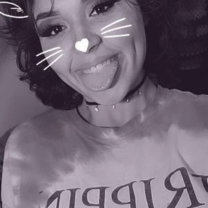 Meet your Posher, Natasha